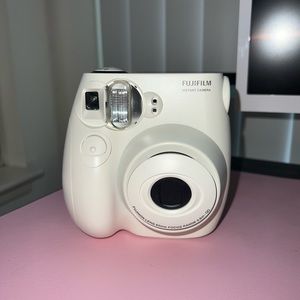 Fujifilm instant camera Polaroid camera